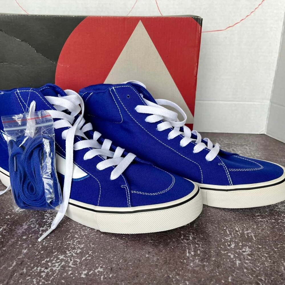 AIRWALK HIGHTOP FASHION SHOES